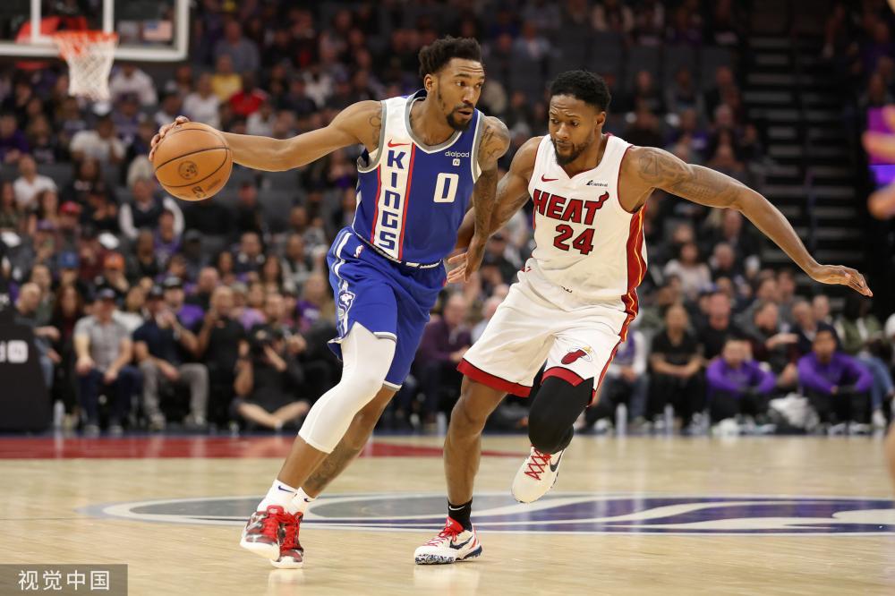 场上越来越 场上越来越