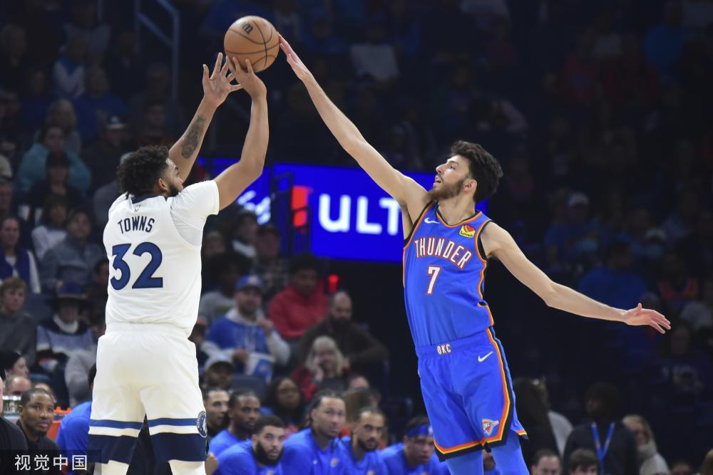 现代足球中 现代足球中