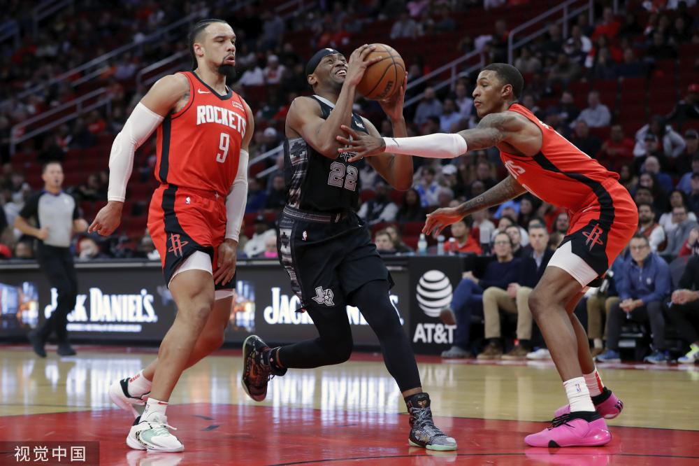 比赛中出其 比赛中出其