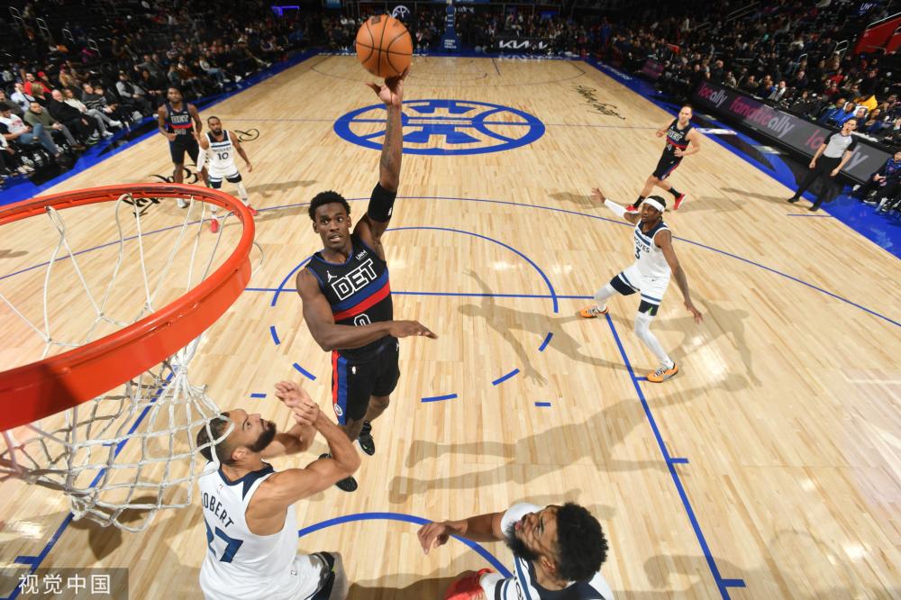 詹姆斯依旧 詹姆斯依旧